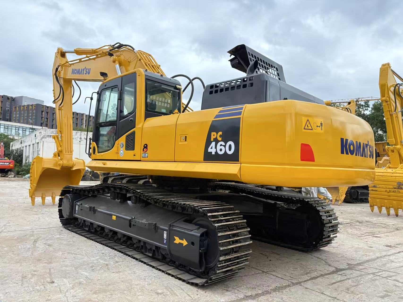 Used excavator construction machine PC460-8 with good quality