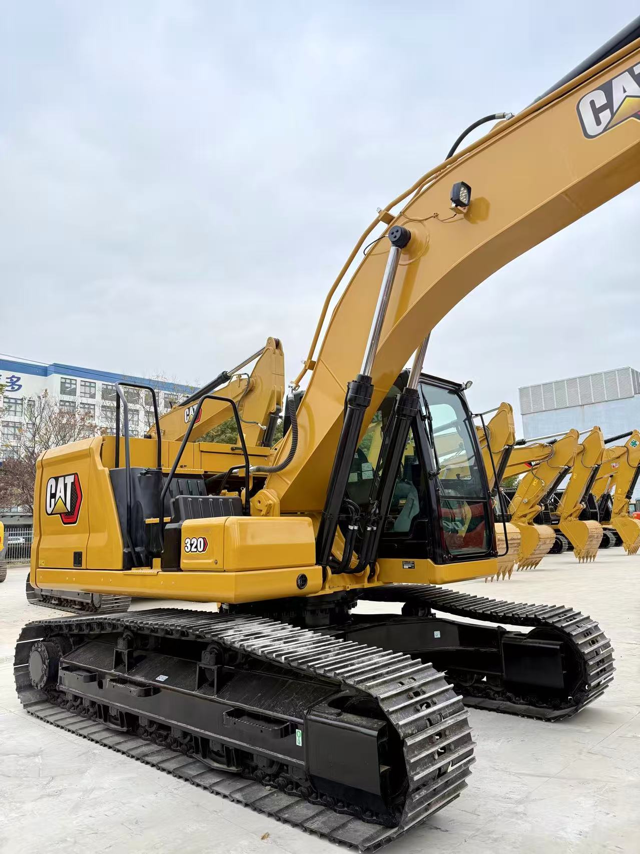 Used Excavator Inspection